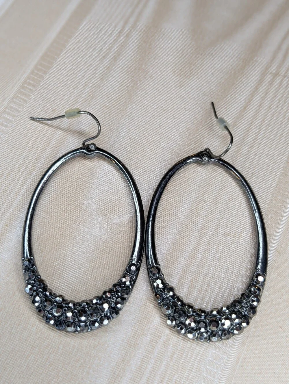 Dark Silver & Charcoal Crystsl Hoop Earrings Elongated Oval Dangle Pierced